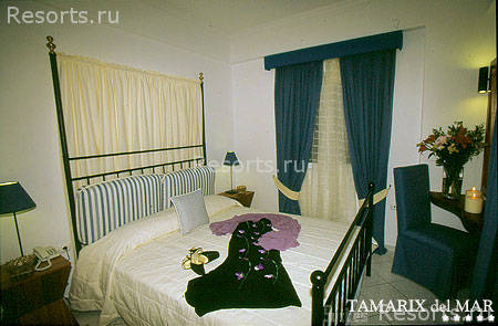 Tamarix Del Mar Suites 24